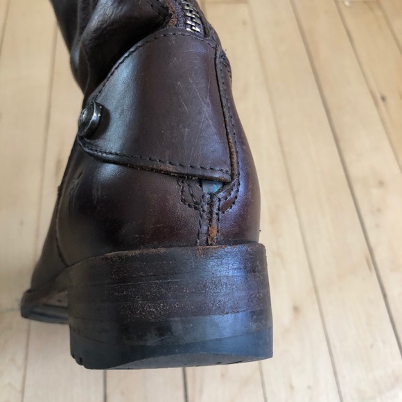 Frye Women's Melissa Button Back-Zip Boot Size 8 - Picture 7 of 10